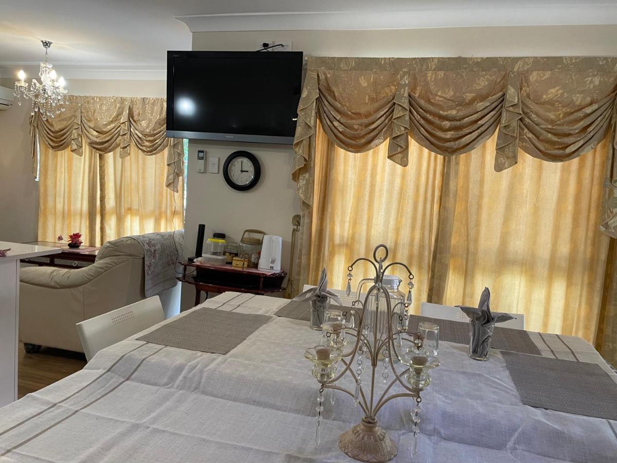 Theme Parks Amituofo Homestay غولد كوست المظهر الخارجي الصورة